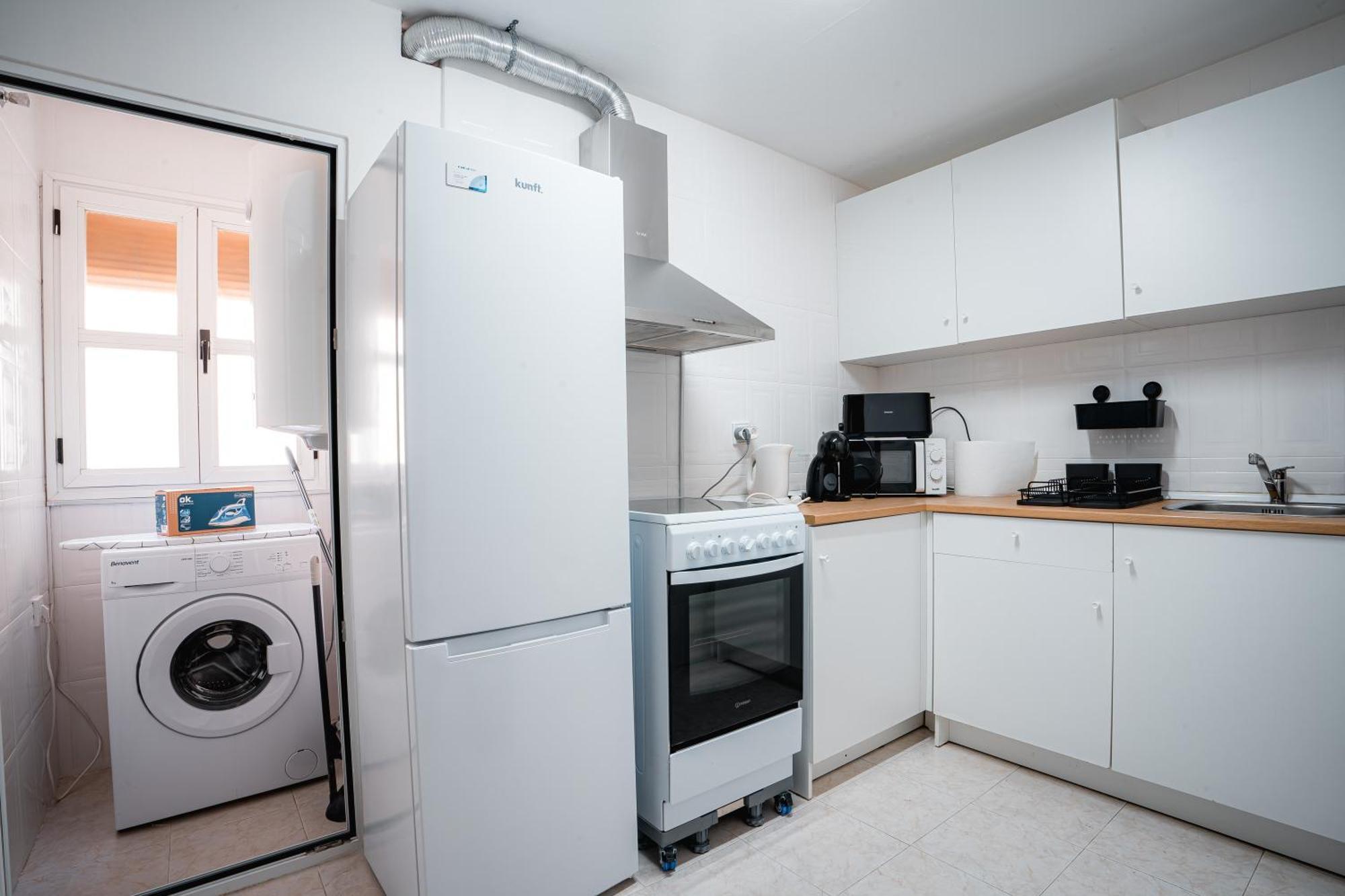 Qh Plaza San Isidro Apartment Гранада Екстериор снимка