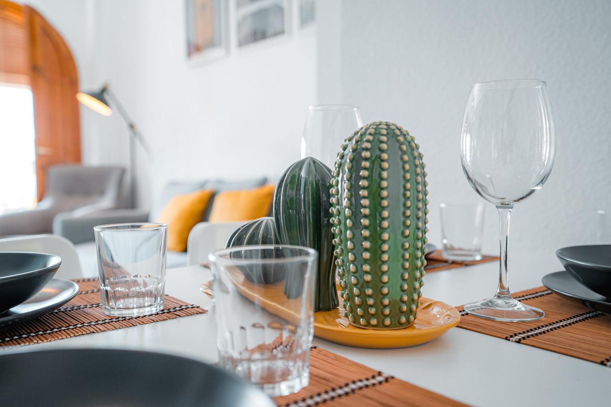 Qh Plaza San Isidro Apartment Гранада Екстериор снимка
