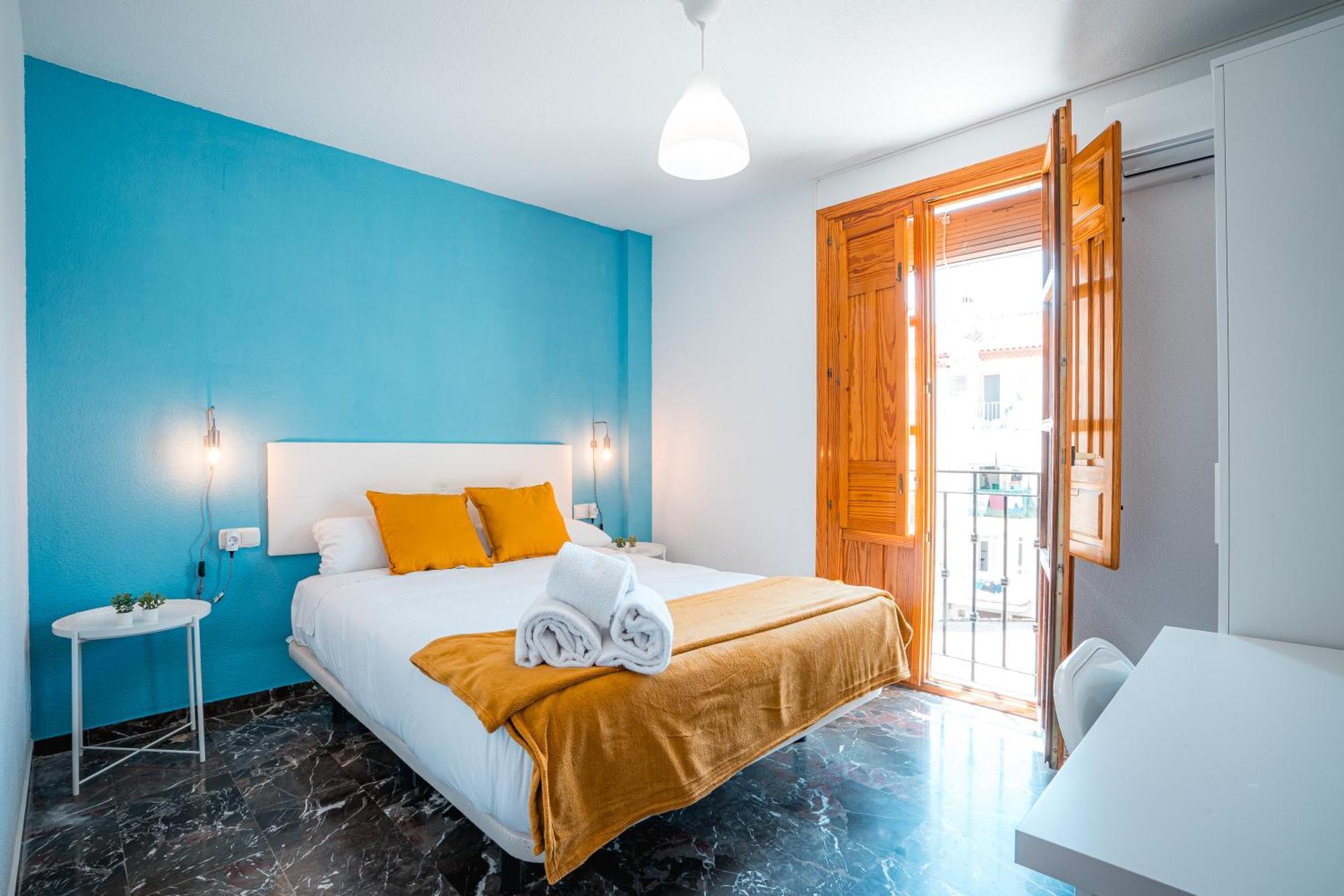 Qh Plaza San Isidro Apartment Гранада Екстериор снимка