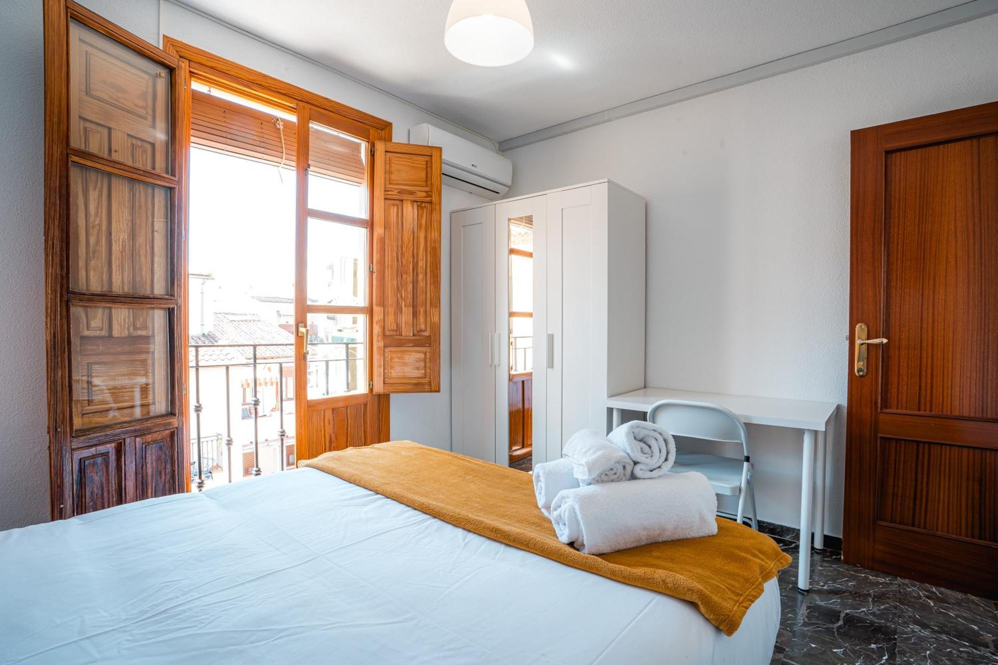 Qh Plaza San Isidro Apartment Гранада Екстериор снимка