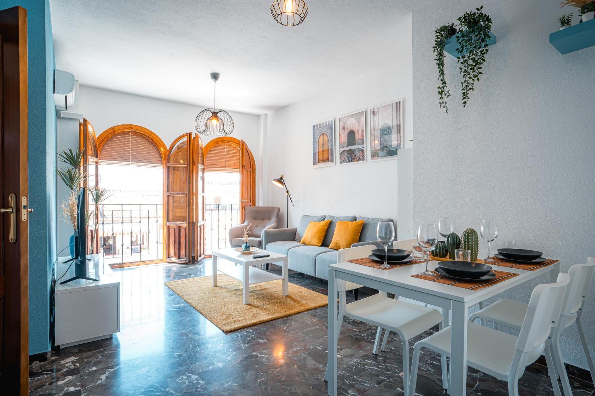 Qh Plaza San Isidro Apartment Гранада Екстериор снимка