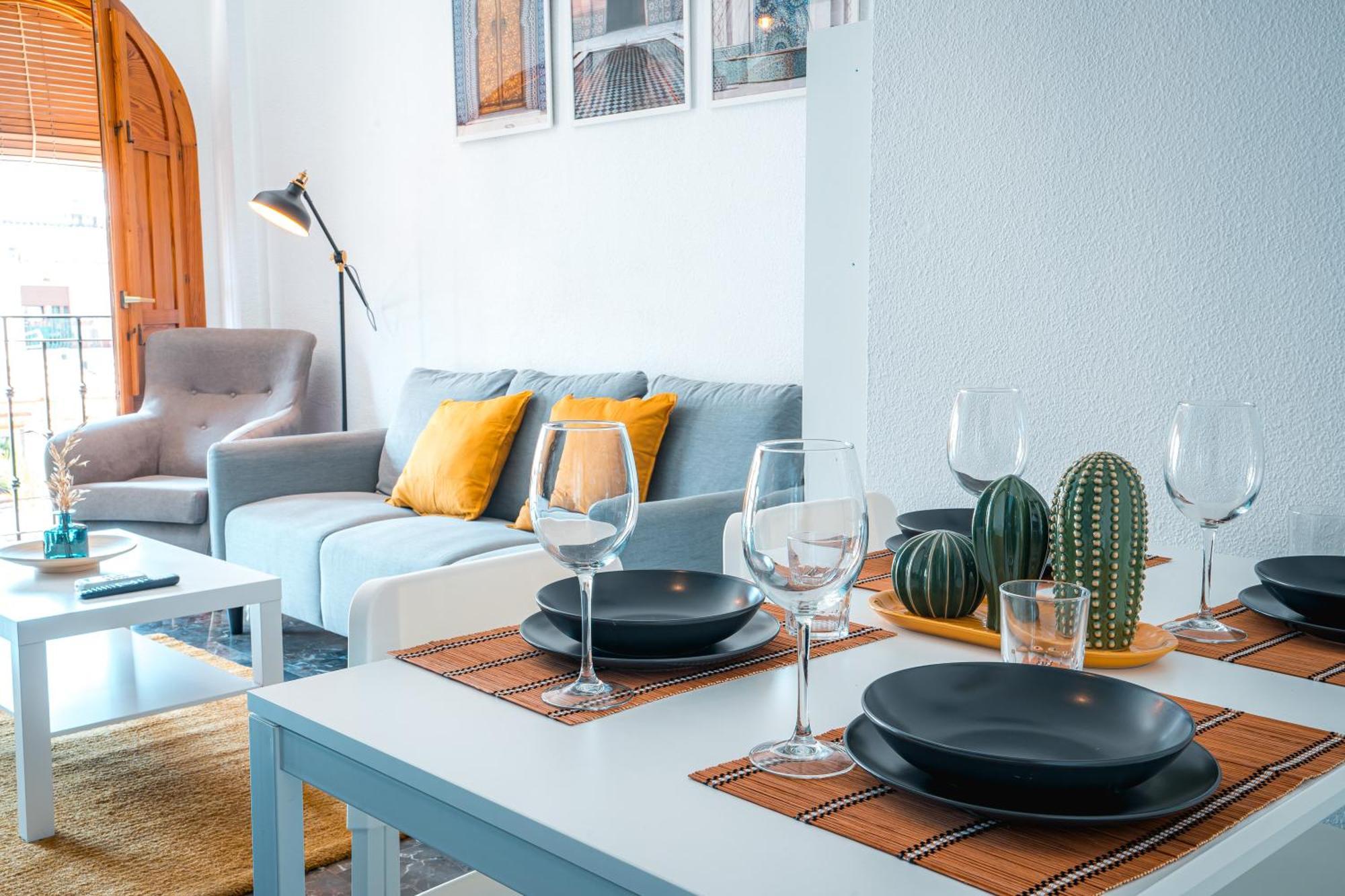 Qh Plaza San Isidro Apartment Гранада Екстериор снимка